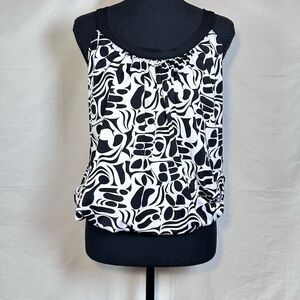 Wrapper Black and White Abstract Sleeveless Tank